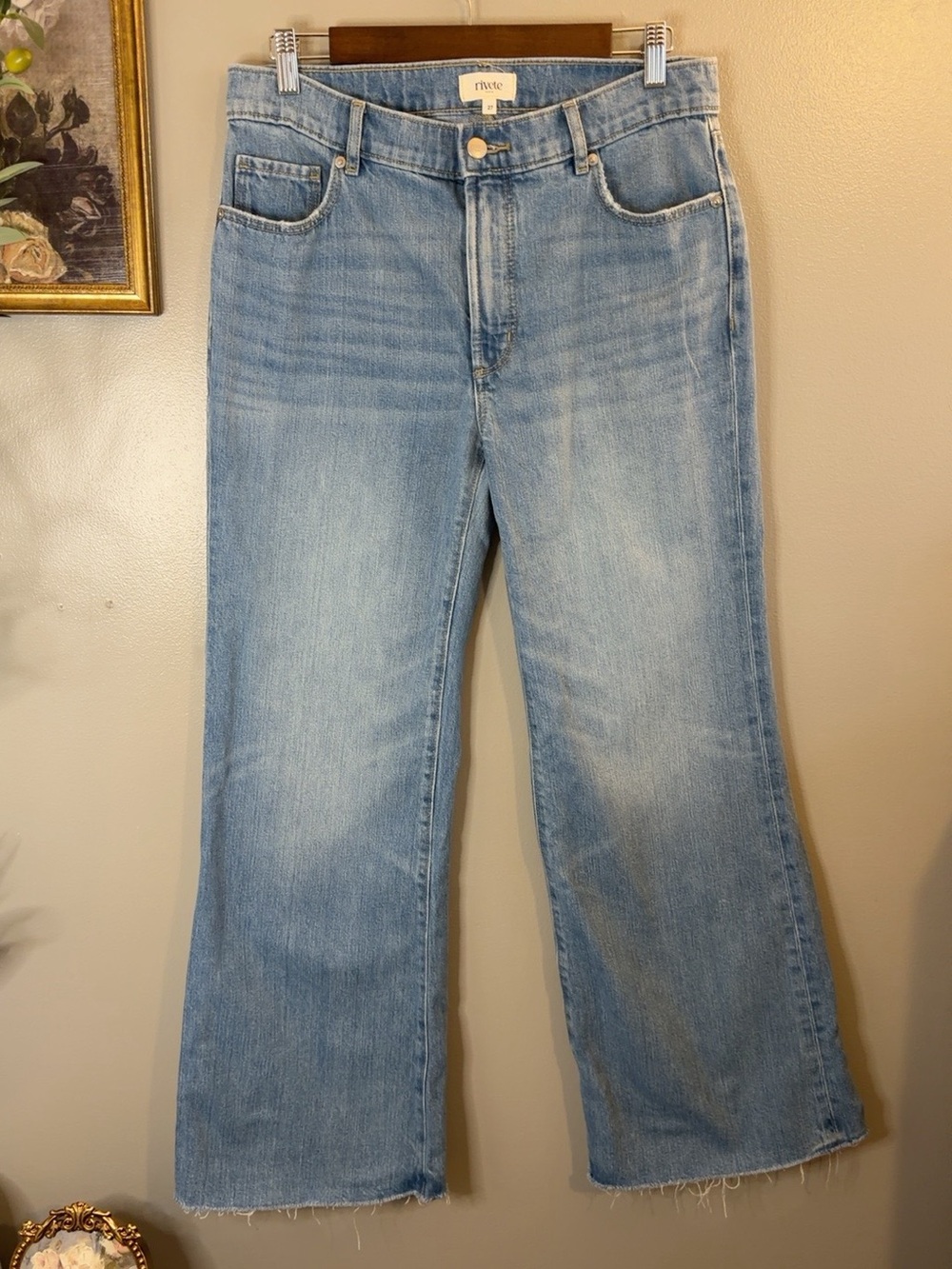 Rivete Denim Loose Flare Jeans Size 27 Light Wash Raw Hem - Picture 3 of 7